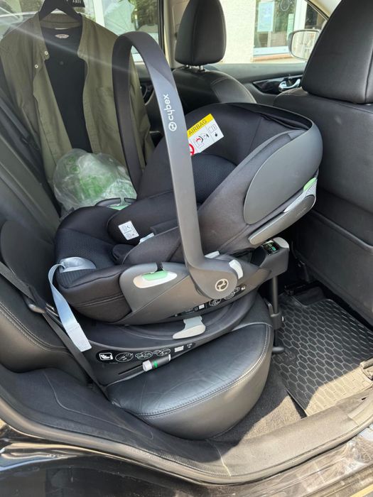 Fotelik Cybex Cloud T z obrotową bazą T