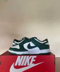 Nike Dunk Low Michigan State   40.5