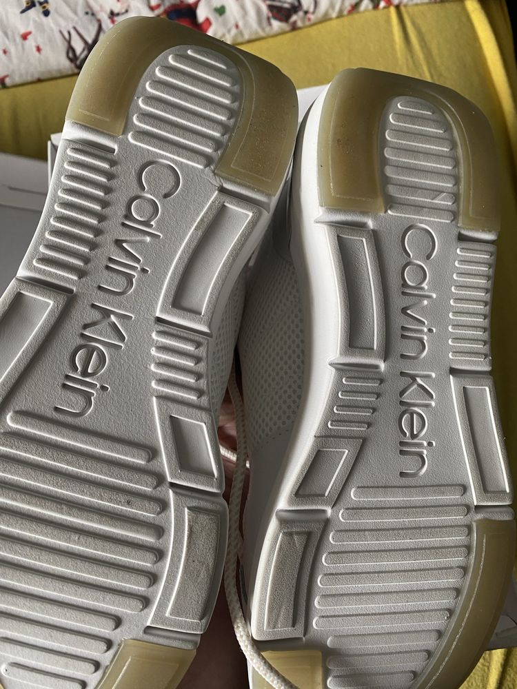 Calvin Klein Zupelnie nowe adidaski sneakersy Calvin Klein rozmiar 39