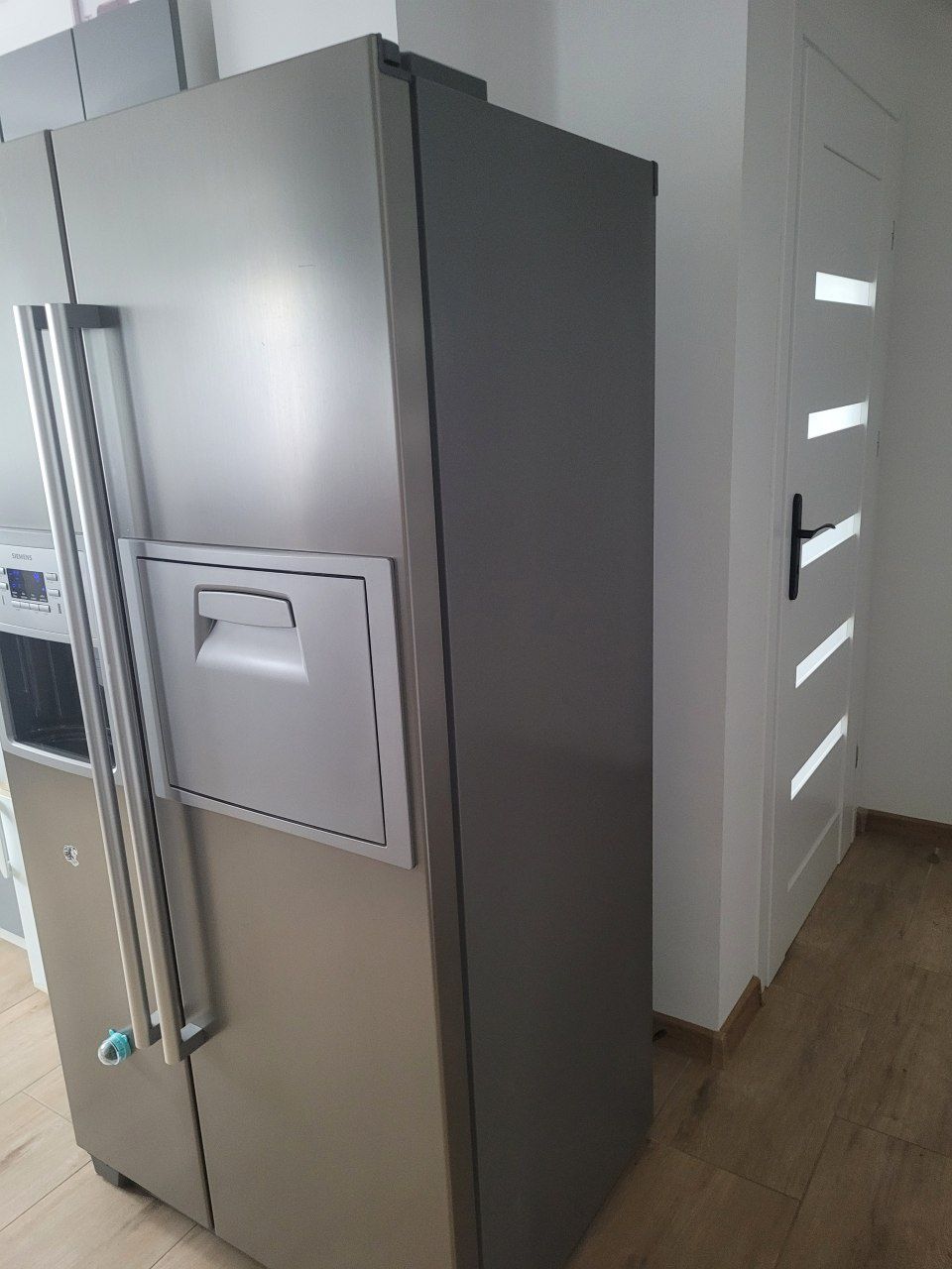 Lodówka Siemens.