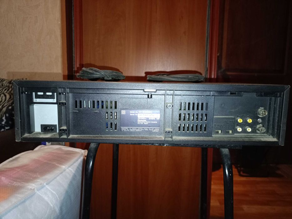 Відеомагнітофон Panasonic NV-SD2