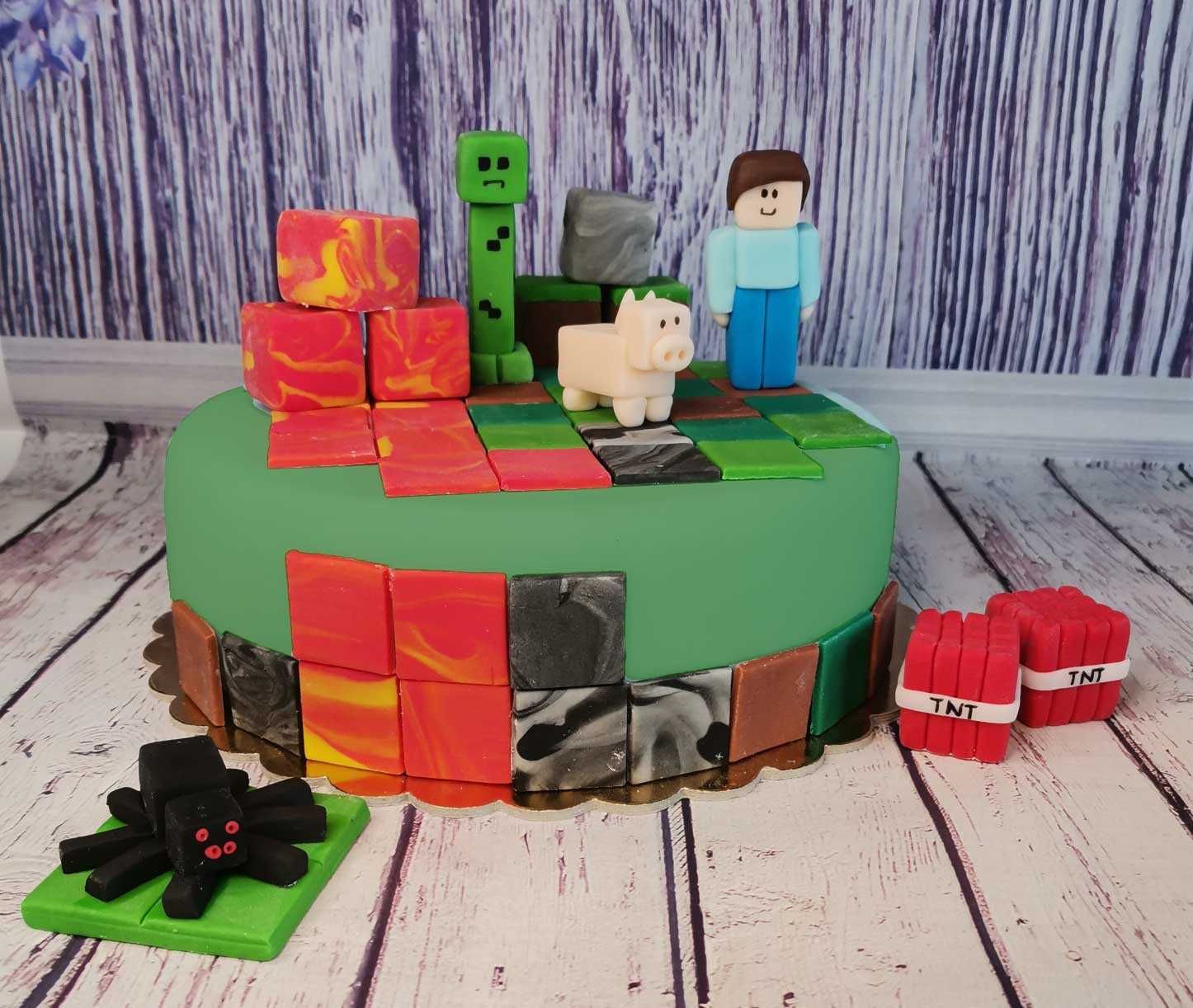 Zestaw ozdób w stylu Minecraft na tort
