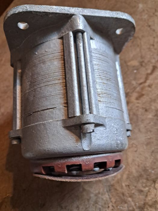 Двигун синхронний СД-10  У4.2 220в 10ват