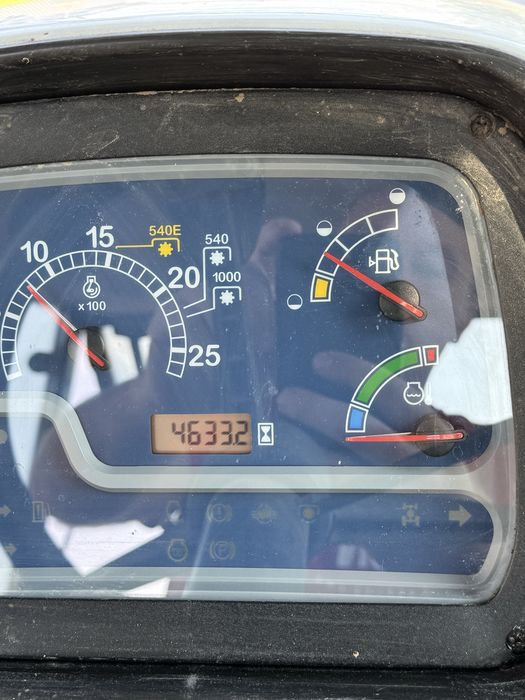 New Holland TD5020 + ladowacz czolowy intertech