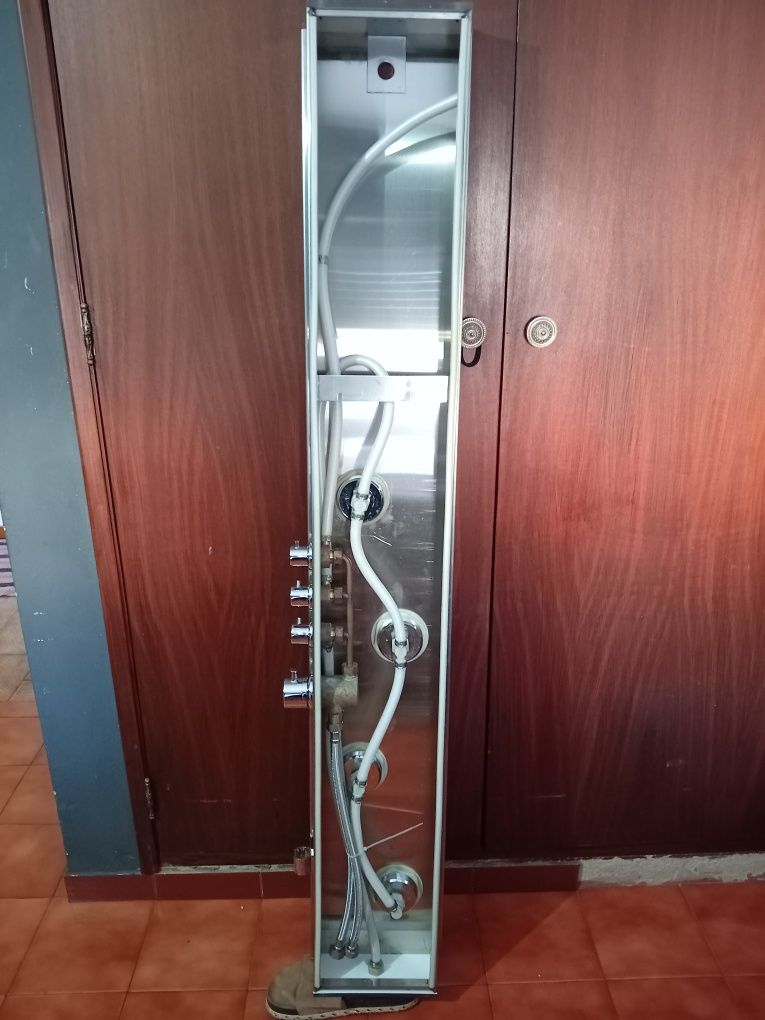 Coluna de banho de hidromassagem