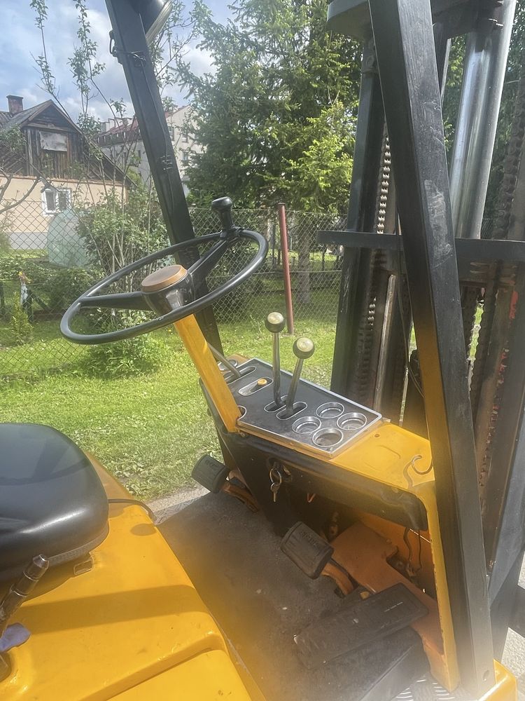 Wózek widlowy clark sprawny benzyna lpg