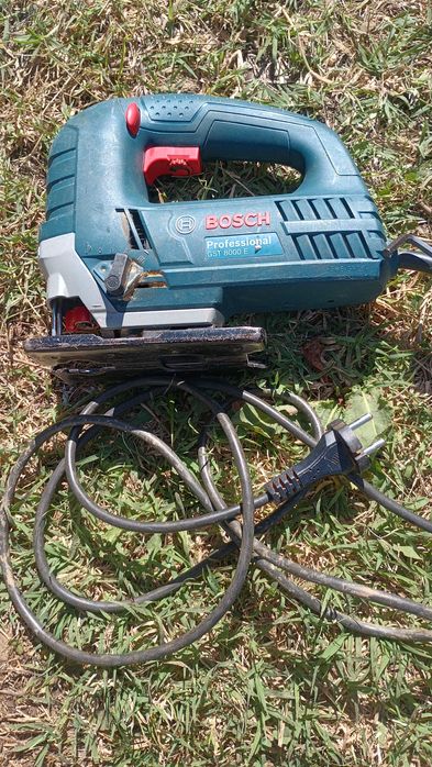 Serras elétricas em ótimo estado