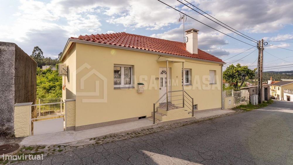 Moradia Isolada T2 em Queirela de Bodiosa
