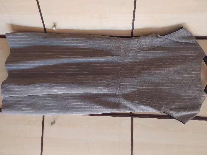 Платье женское , делового стиля