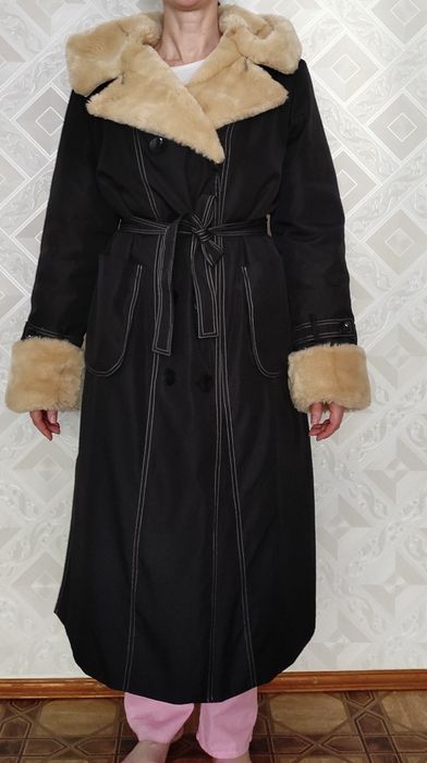 Жіноче зимове пальто