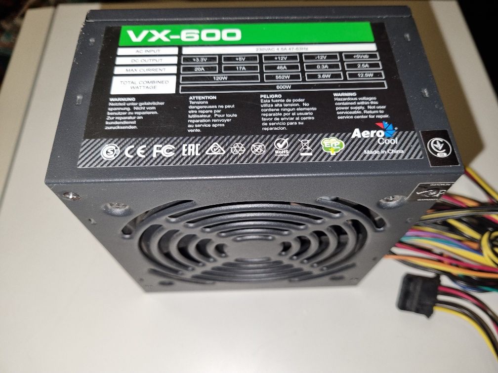 Блок питания AeroCool VX-600
