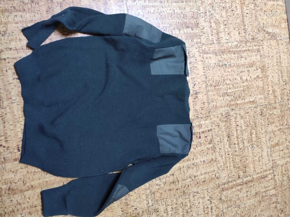 Camisola de lã Exército com Porta Canetas