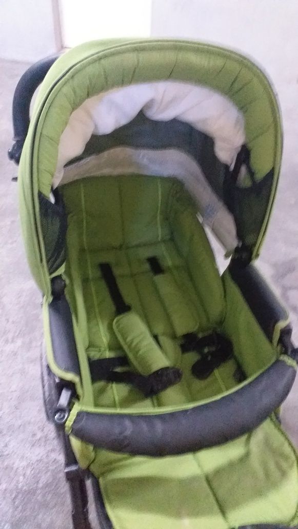 Carrinho de bebê bebecar