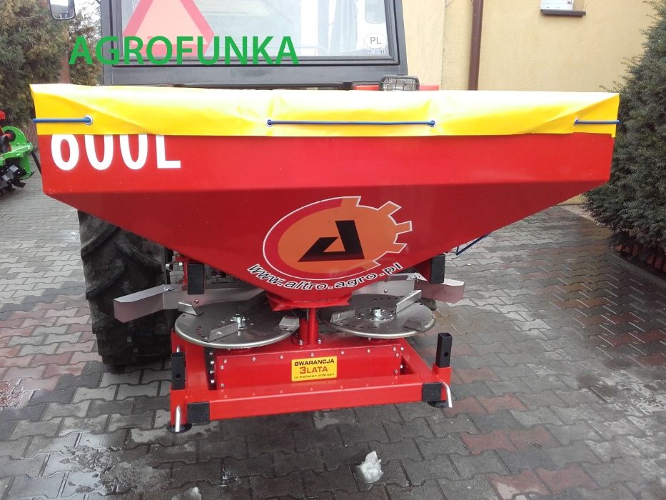 Rozsiewacz Nawozu 600/800/1200 L Altro Dostawa do Klienta