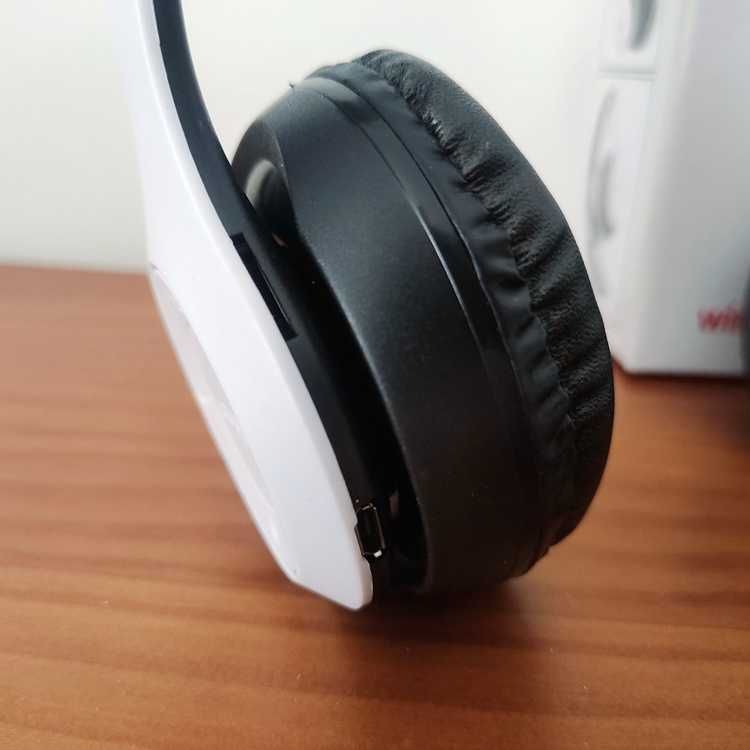 Auscultadores P47 5.05+EDR sem fio bluetooth com microfone MP3 Rádio