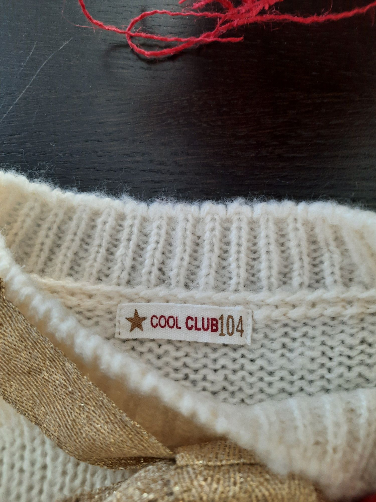 Piękny złoty kremowy sweterek Cool Club dla dziewczynki rozmiar 104