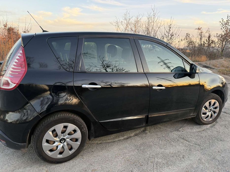 Renault Scenic 3 2011