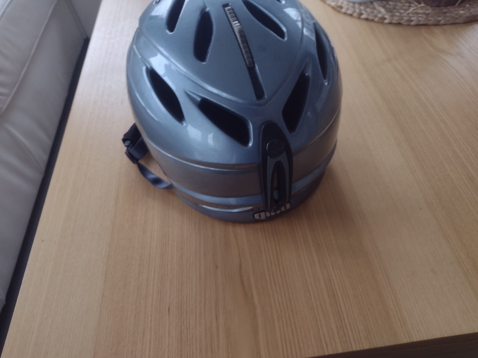 Kask narciarski GIRO