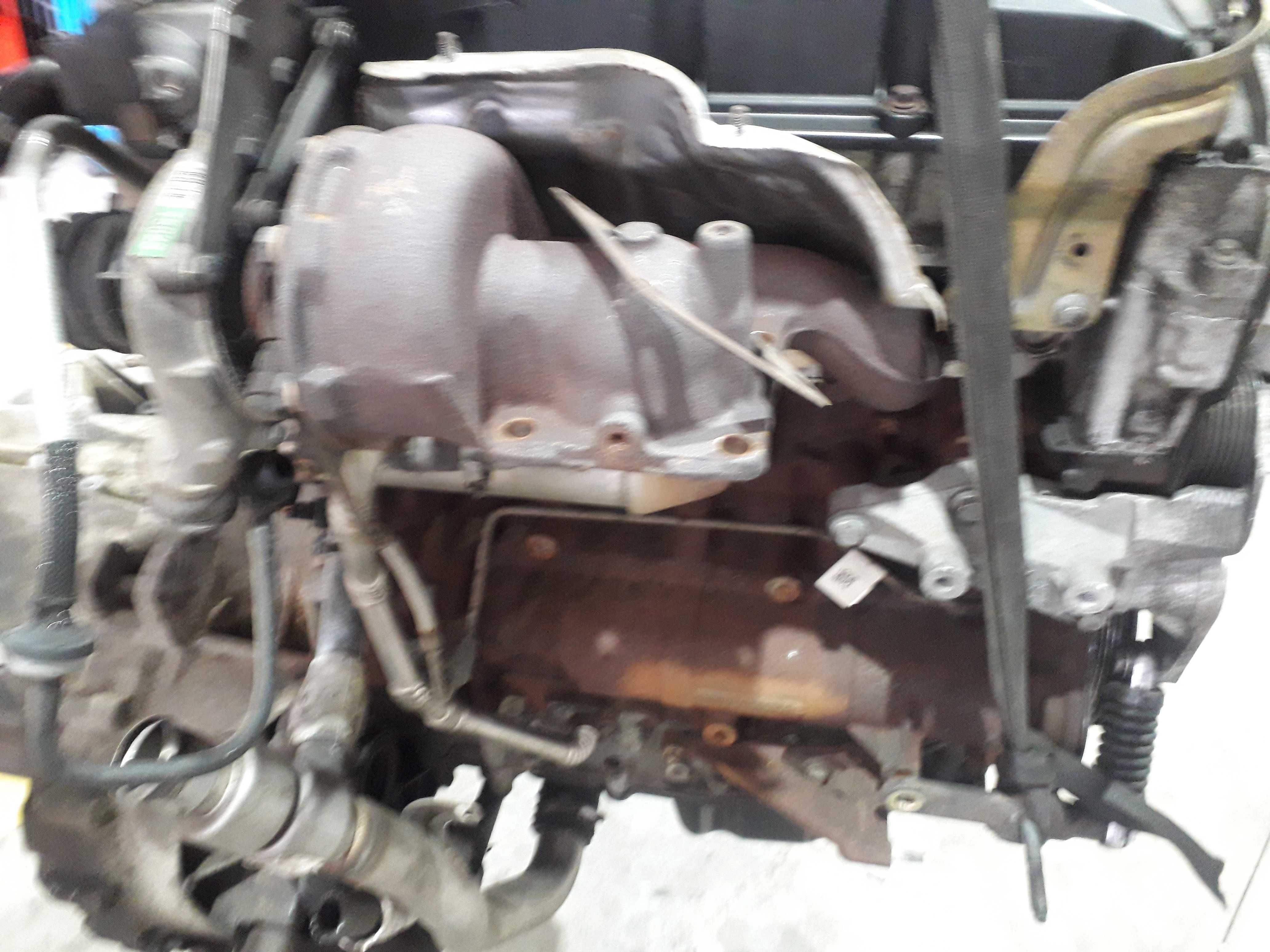 Motor Ford 2.0 Tdci 125 CV  caixa 6 velocidades