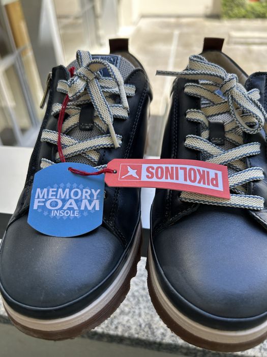 Sapatos pikolinos azuis novos 37