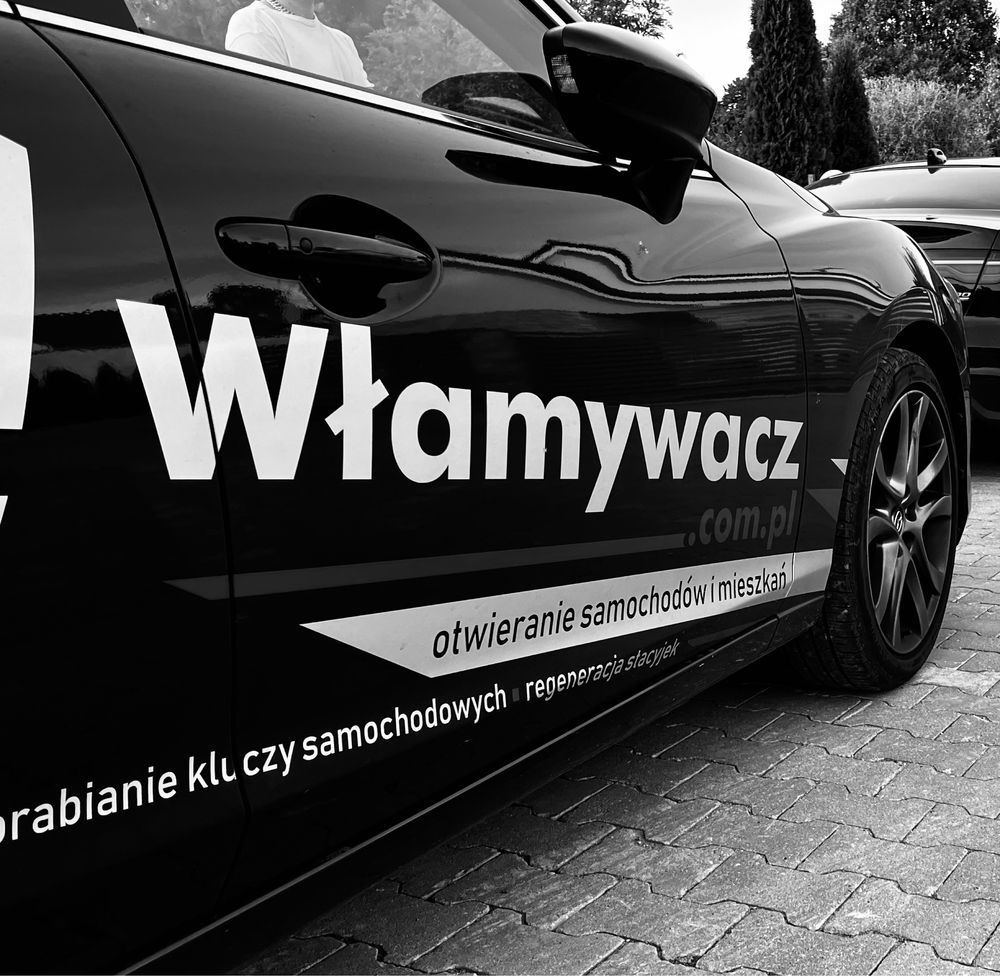 Otwieranie mieszkan i samochodów Slusarz Firma Wlamywacz kodowanie