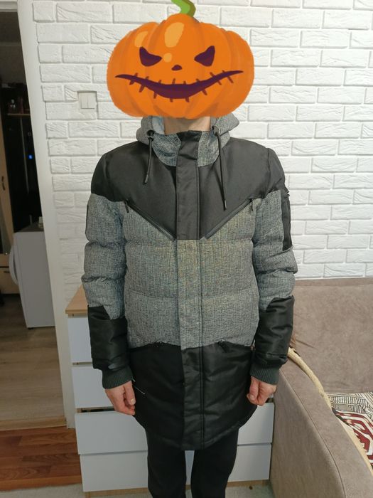 Продам зимову куртку