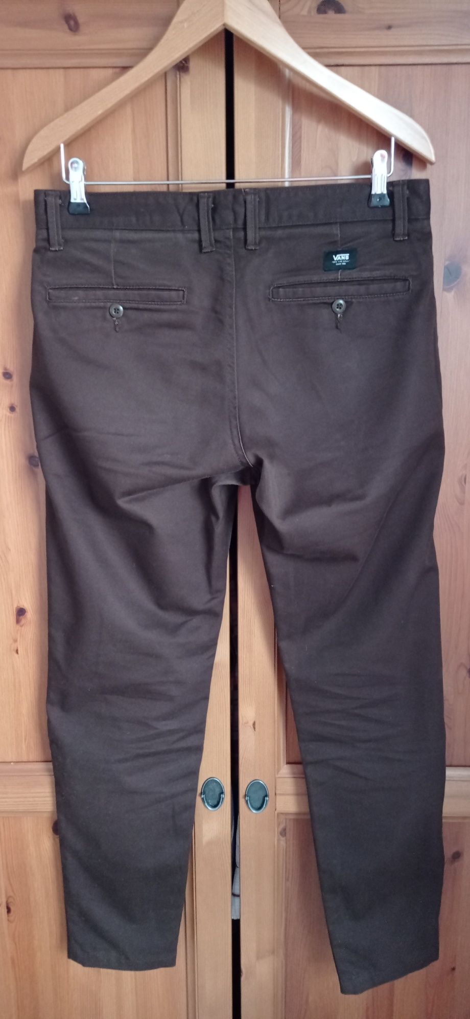 Orginalne spodnie VANS jeansy typu chinos za 1/3 ceny sklepowej