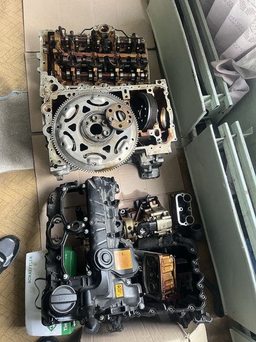 Блок шатуни ,поршень, гбц в зборі  N20b20