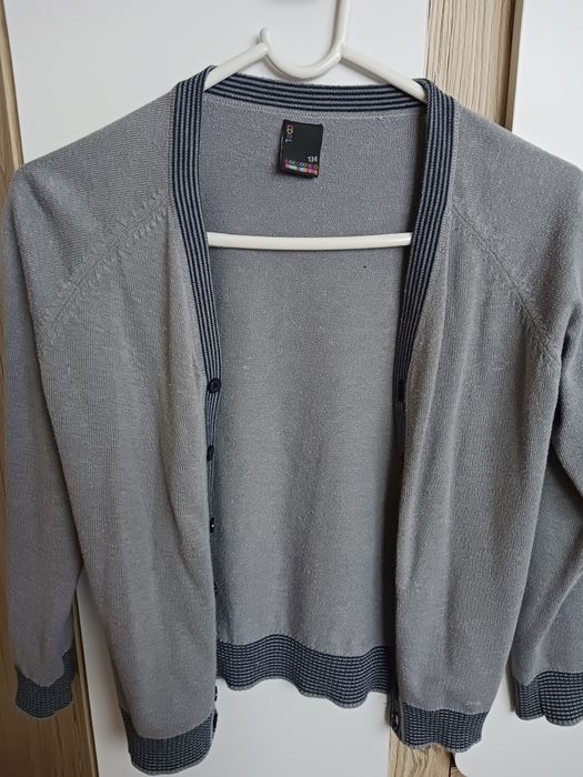 134_Sweterek na guziki Coccodrillo