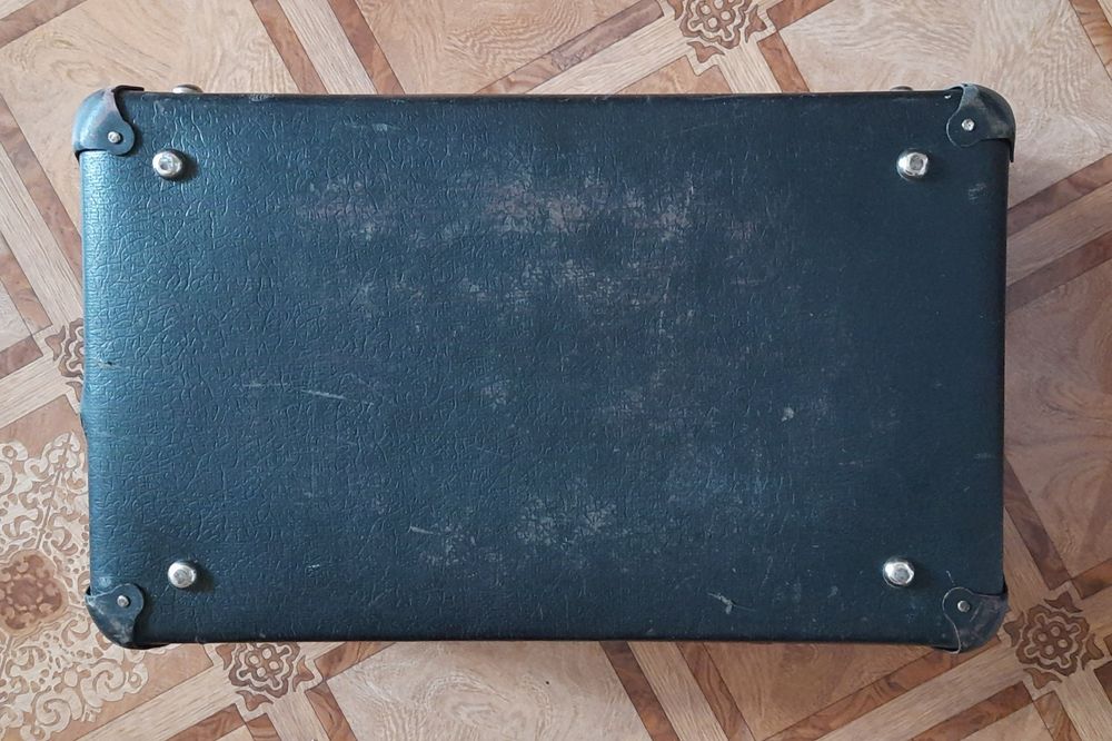 Валіза радянська раритетна (без ОЛХ доставки)