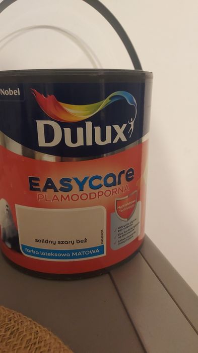 Farba dulux easycare