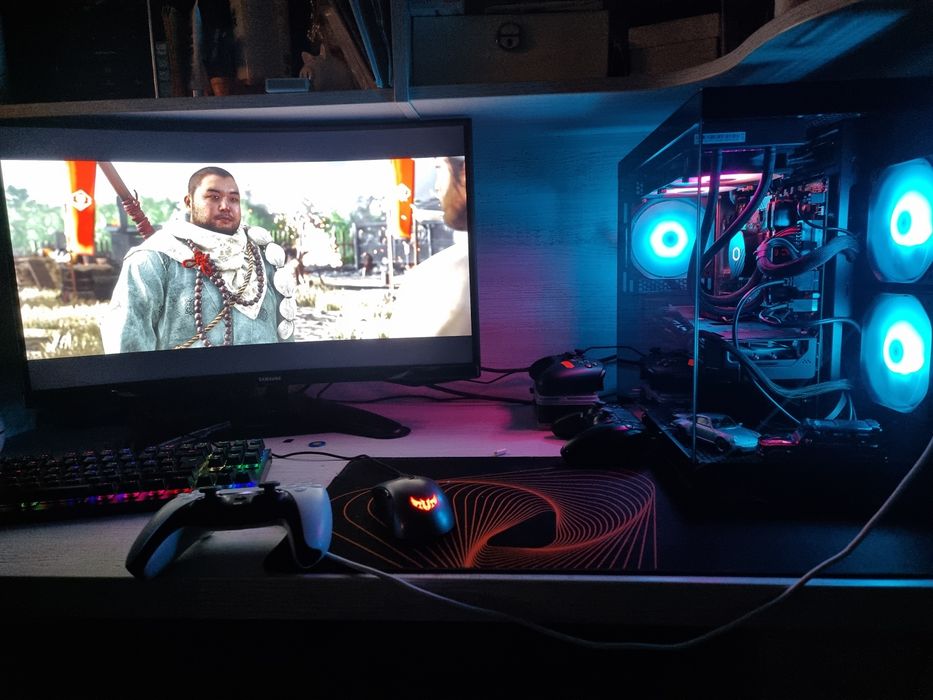 Komputer Gamingowy / i7-12700 / RX 7800 XT / 32 GB RAM / SSD 2 TB NV