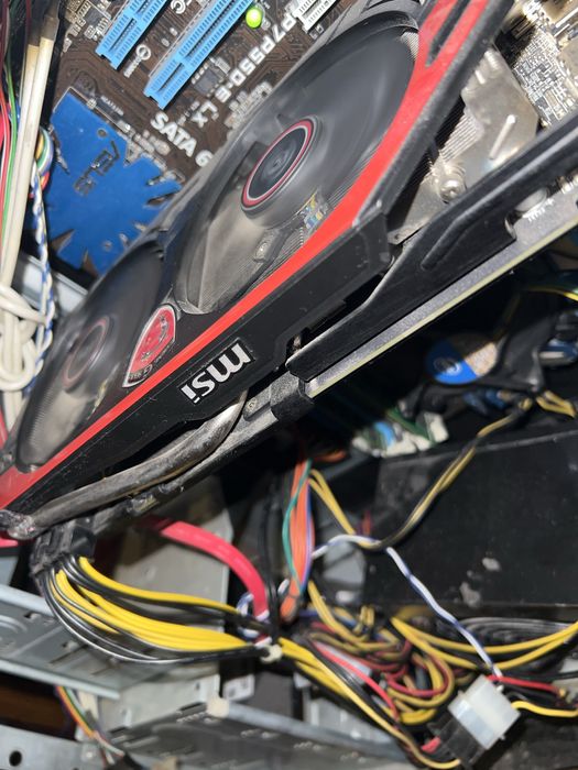 Placa de Vídeo MSI AMD Radeon R9 270X Gaming