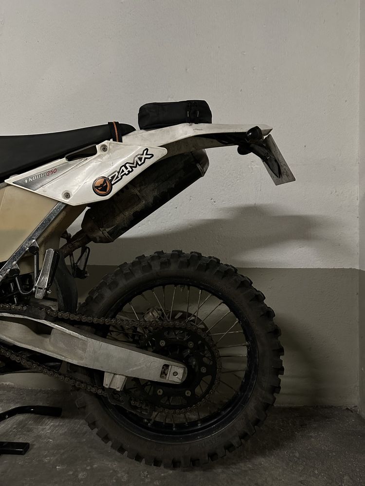 AJP PR5 250 Enduro matriculada