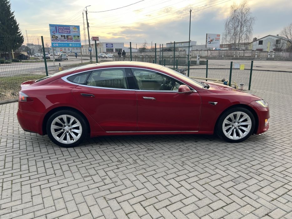 Тесла s 2018 75D Tesla S dual motor