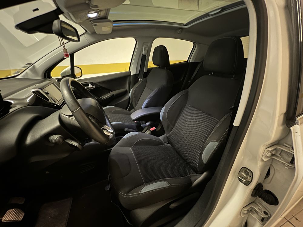 Peugeot 208 HDI Allure 63000km nacional