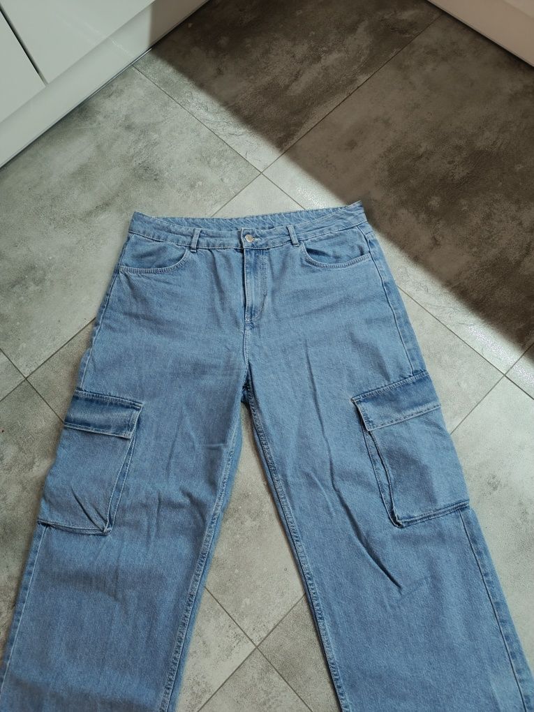 Spodnie jeans roz 44 Bershka