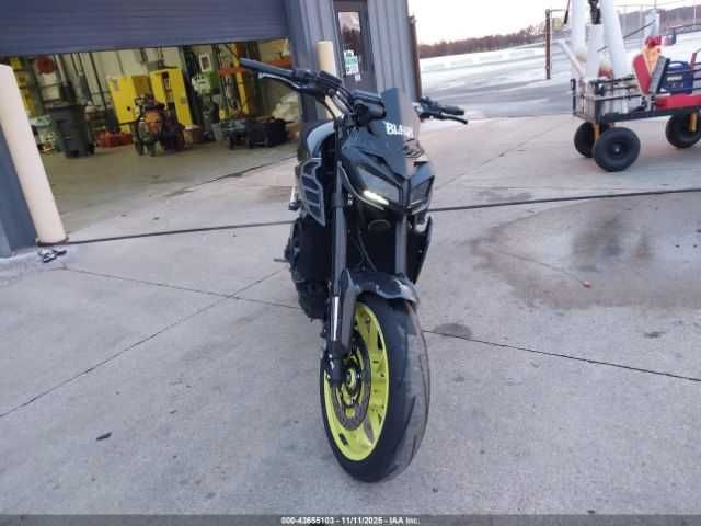 YAMAHA MT09 2019