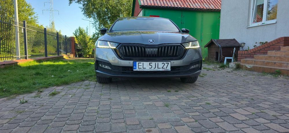 Skoda Octavia Skoda Octavia 1.5 TSI e-Tec DSG Selection+Sport Dynamic+Winter FV 23%