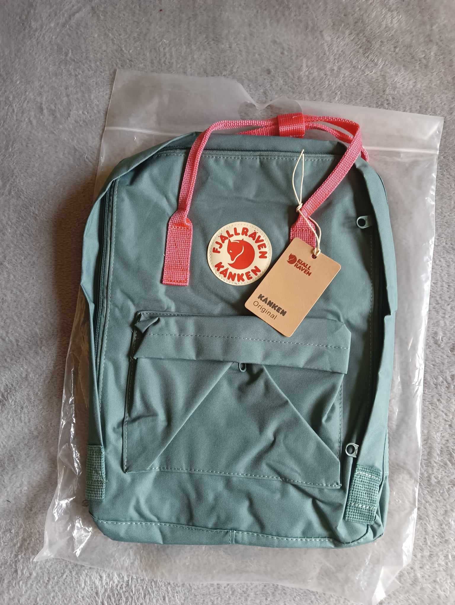 Plecak FJALLRAVEN KANKEN - 16 Litrowy - Ciemnozielony-Róż