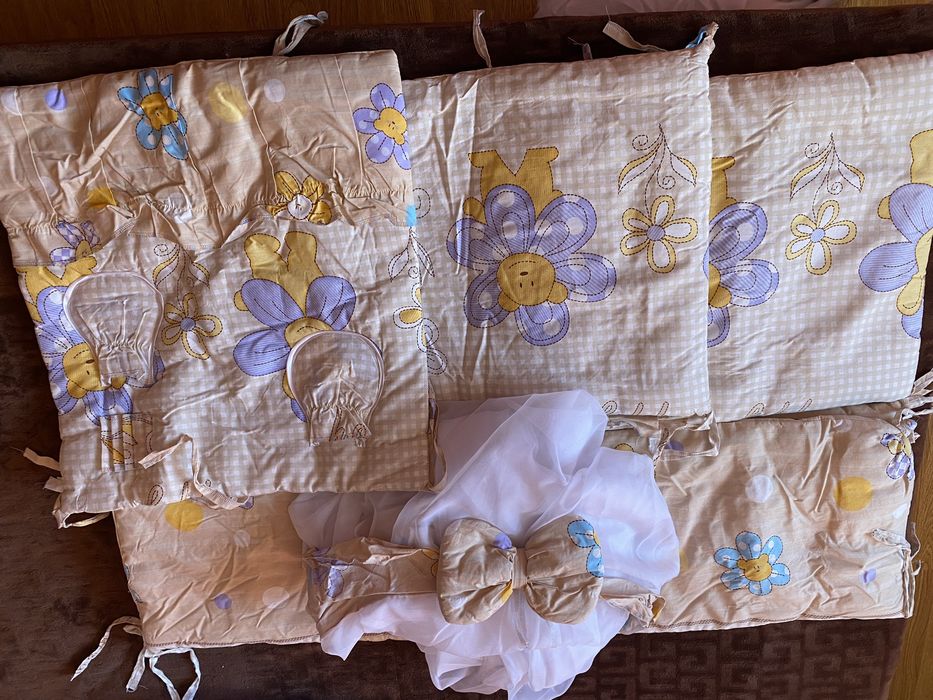 Продам комплект в дитяче ліжко +балдахін