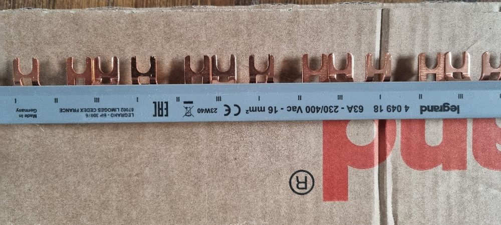 Legrand szyna łączeniowa ,grzebień 16mm trójfazowa