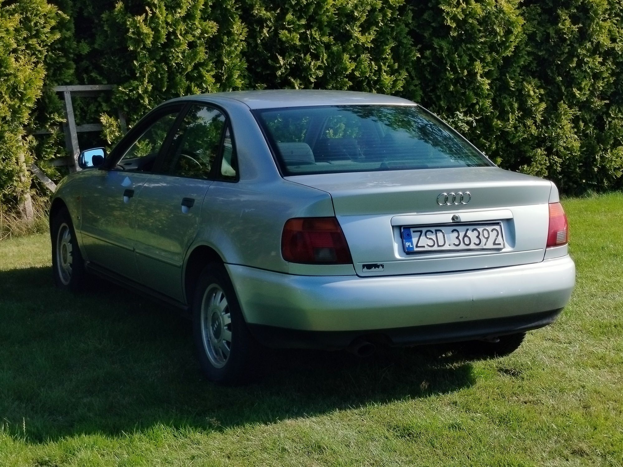 Audi A4 1.6 Benzyna