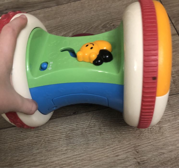 Chicco іграшки на батарейках