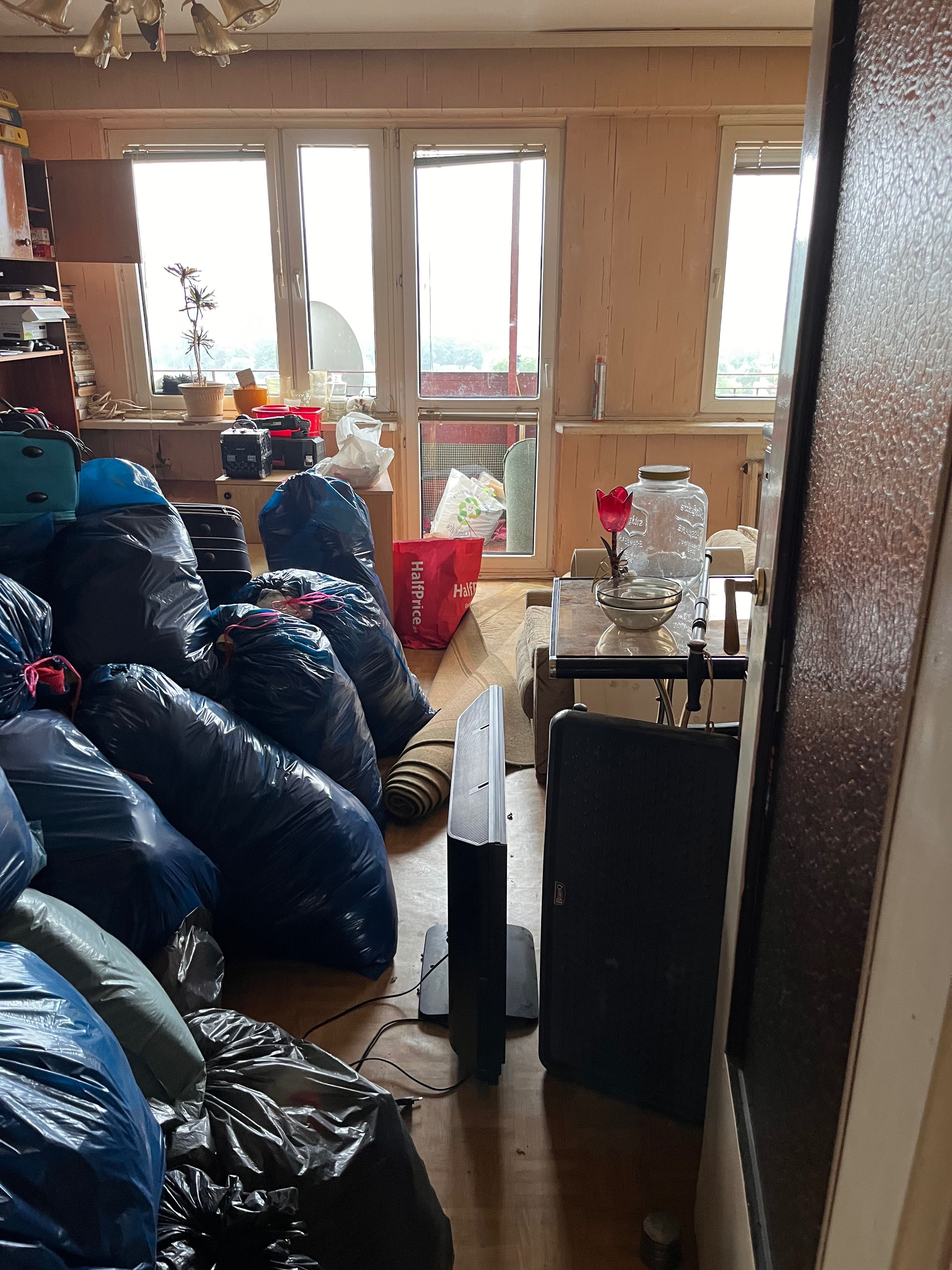 Oddam za darmo meble lodówkę i wiele innych rzeczy