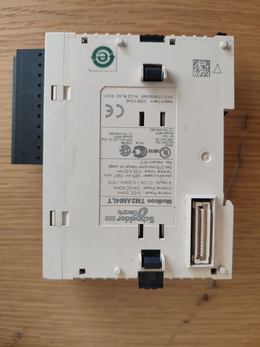 Carta Schneider TM2AMI4LT