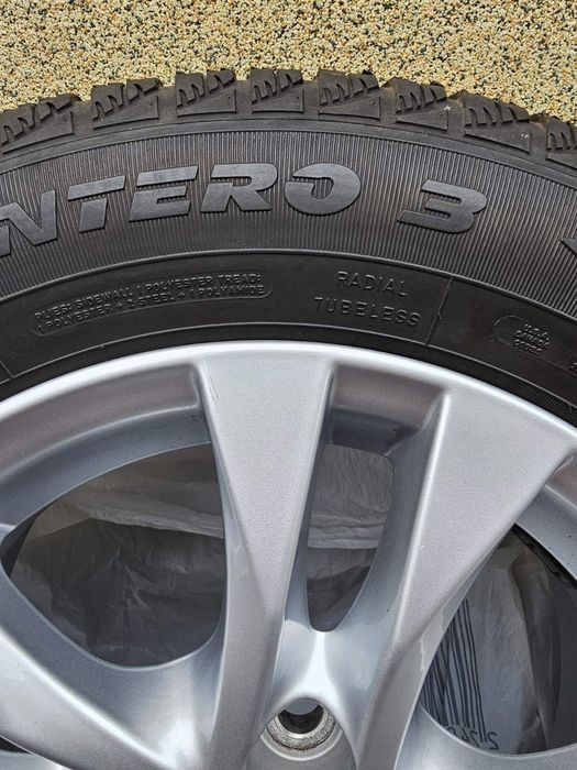 Opony z felgami toyota