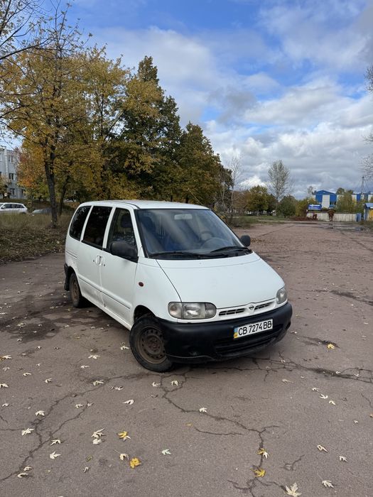 Nissan Serena 2.3 дизель пасажир