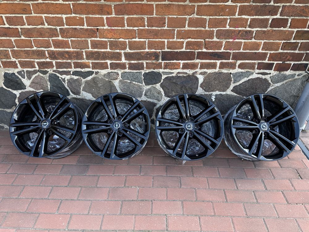 Alufelgi 5x120 18 Opel Insignia OPC Astra czarny polysk letnie lato