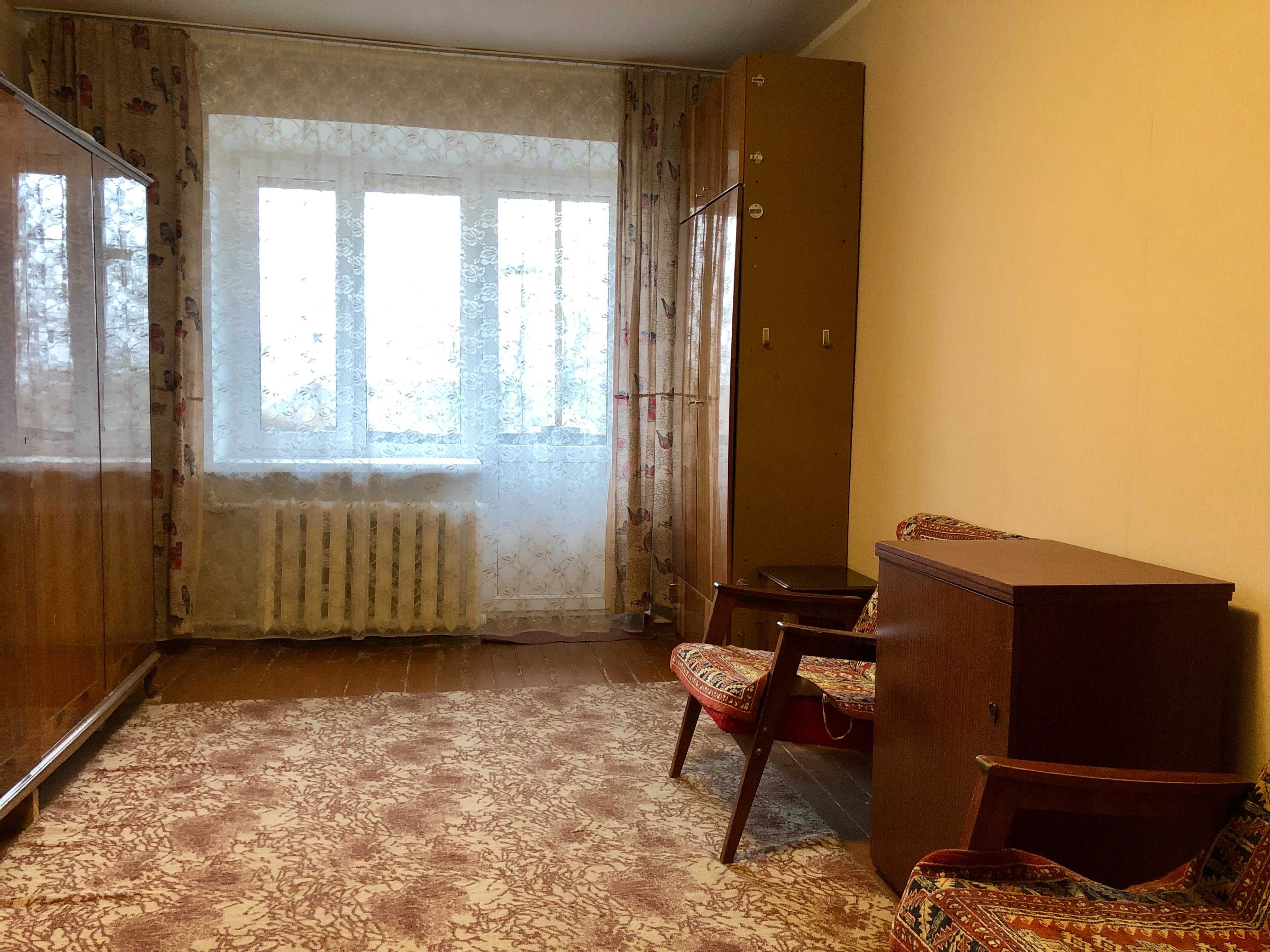 Продаж 1-кім. квартири смт Димер. Власник